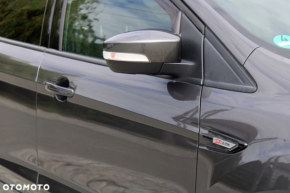 Ford Kuga - 12