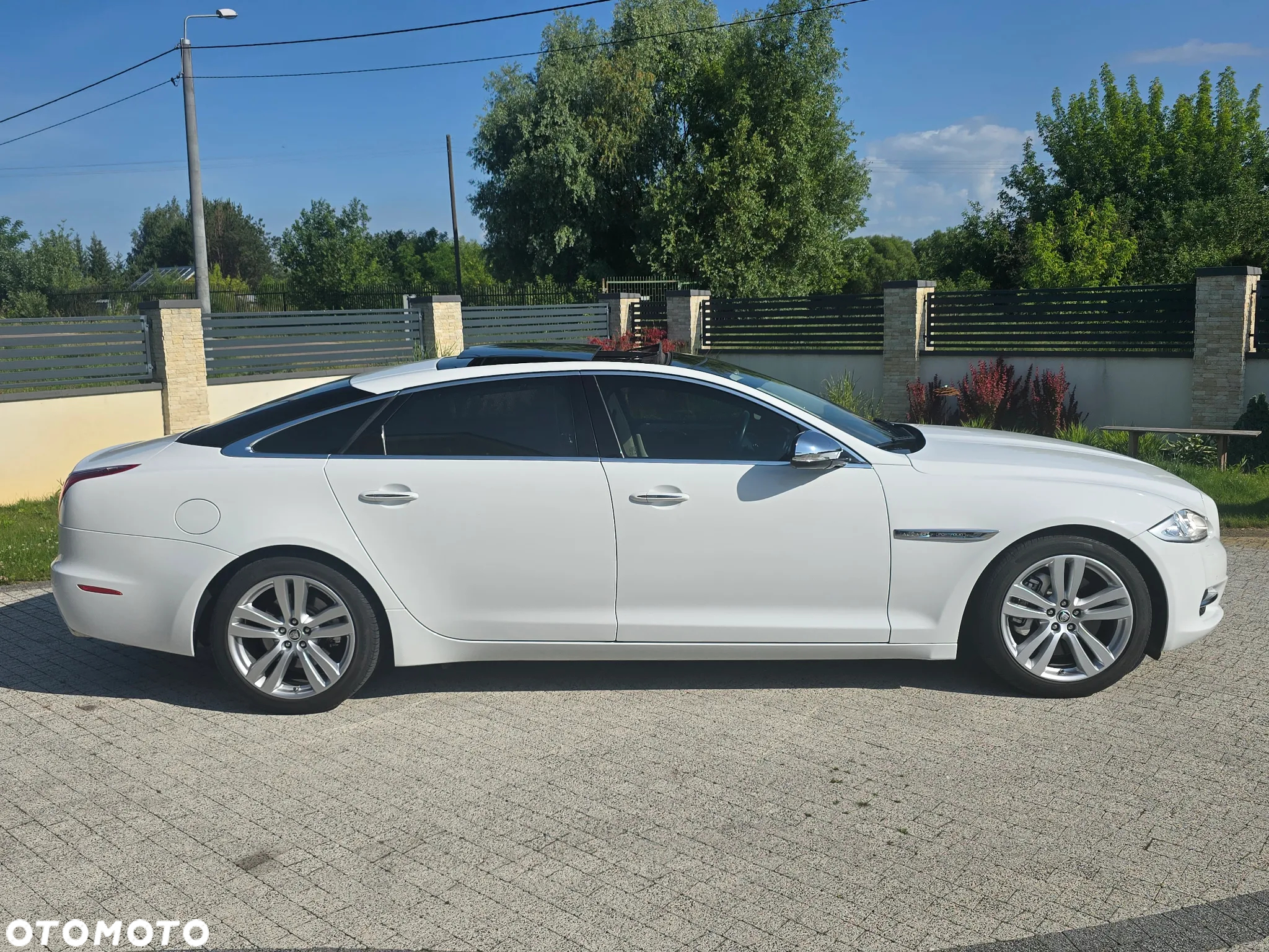 Jaguar XJ 5.0 V8 LWB Portfolio - 20