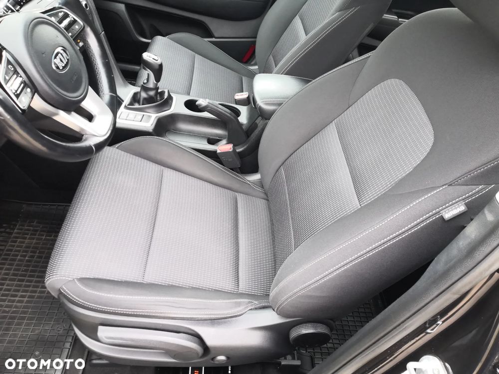 Kia Sportage 1.6 CRDI 2WD VISION - 24