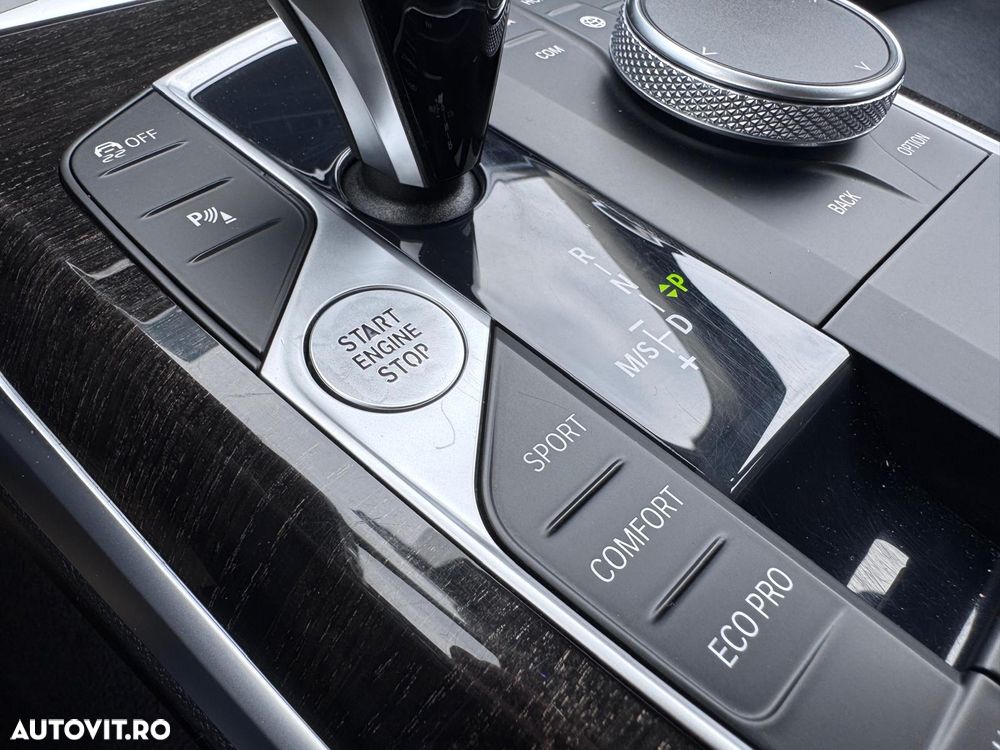 BMW Seria 3 320d AT MHEV - 31