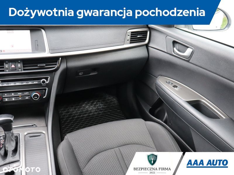 Kia Optima - 10