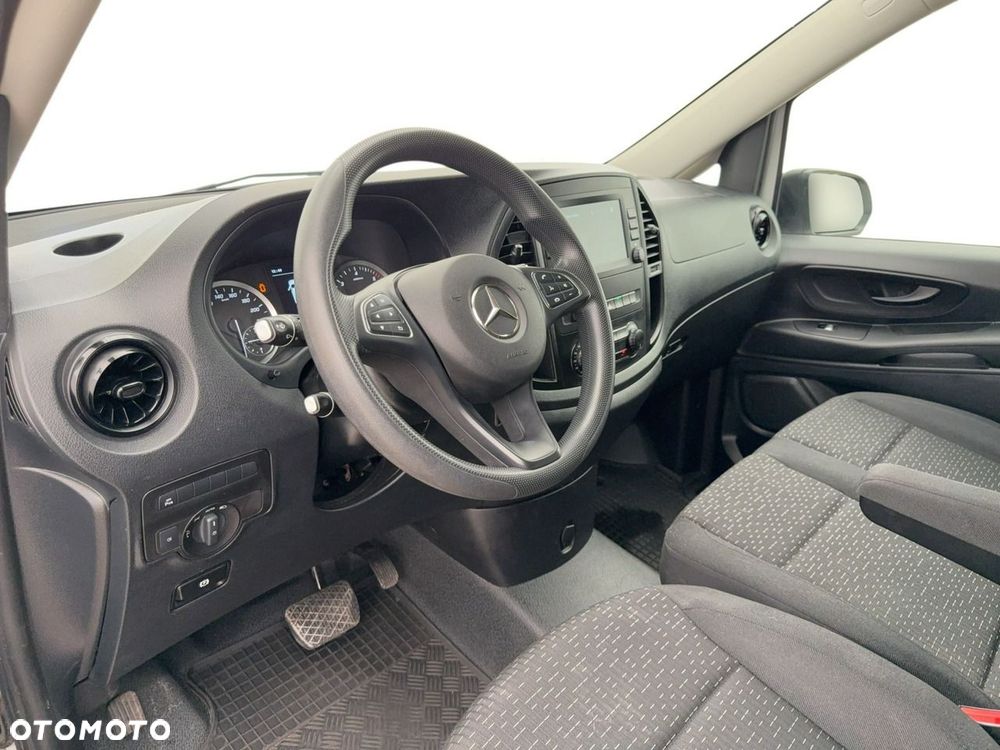Mercedes-Benz Vito - 9