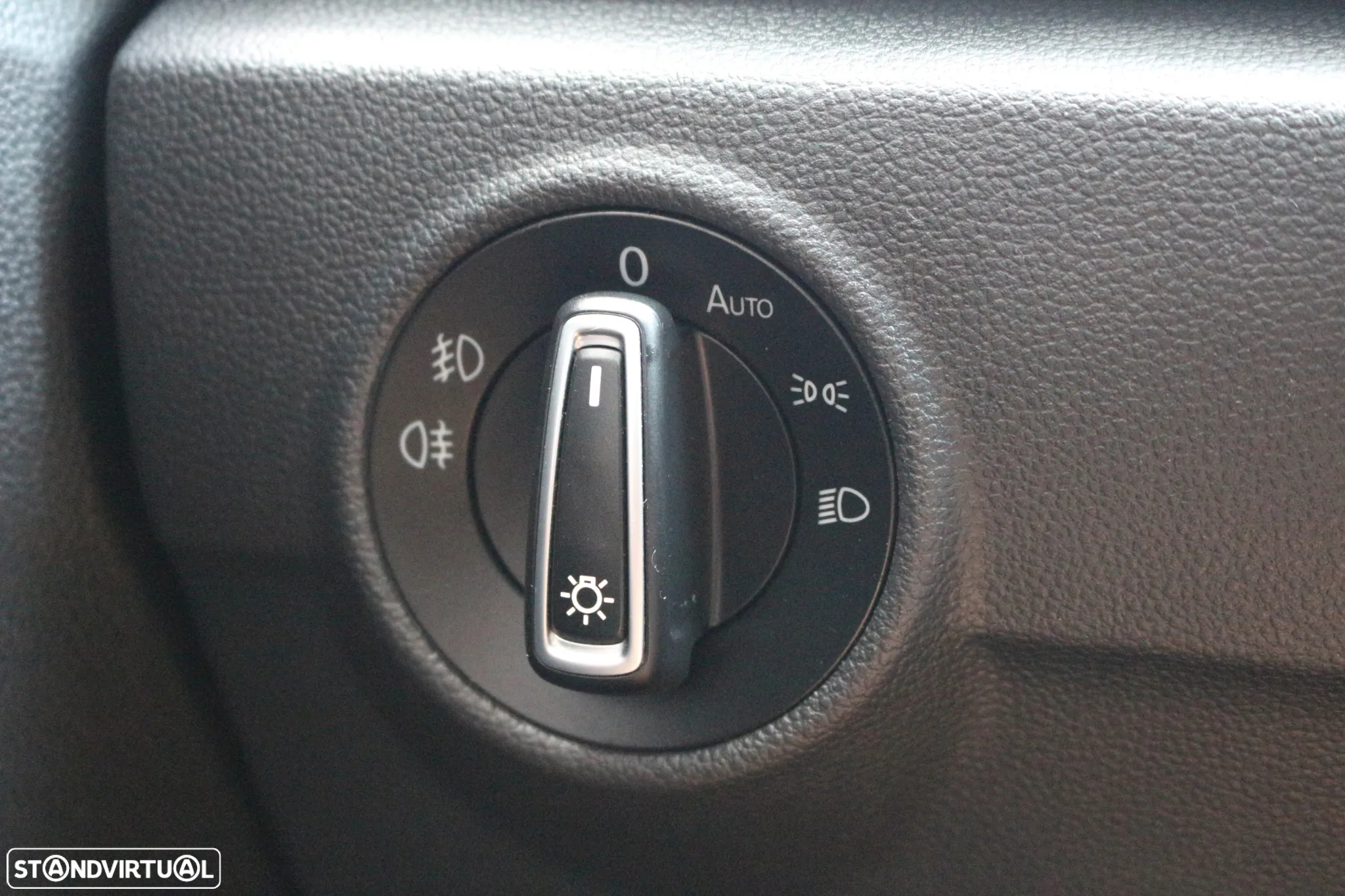 VW T-Roc 1.6 TDI Style - 29