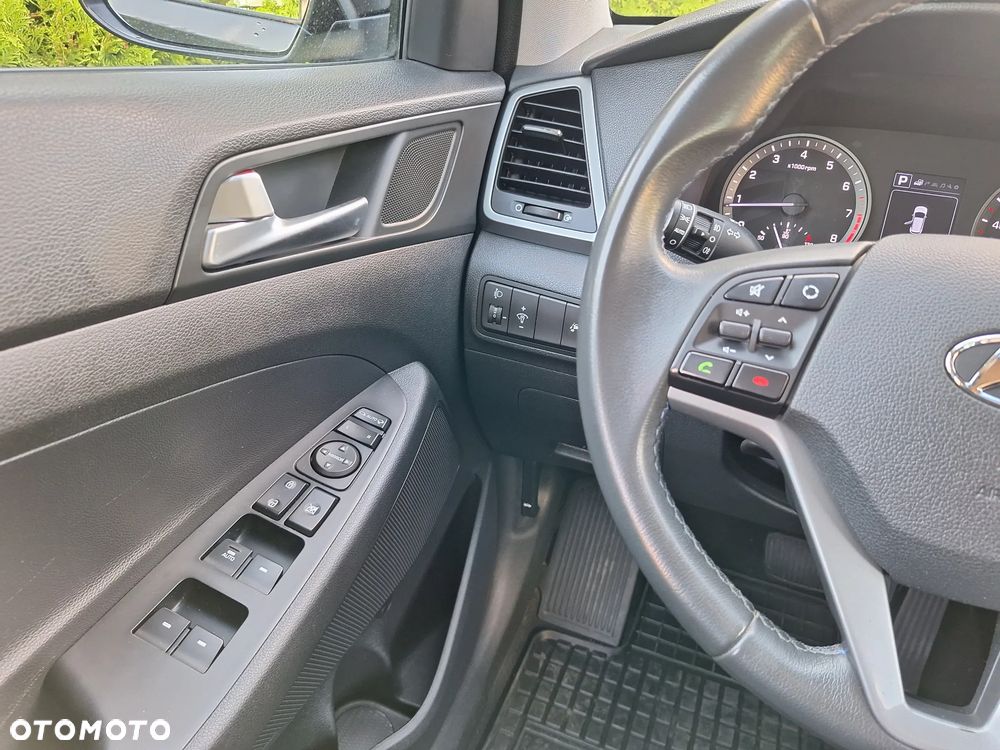 Hyundai Tucson - 11