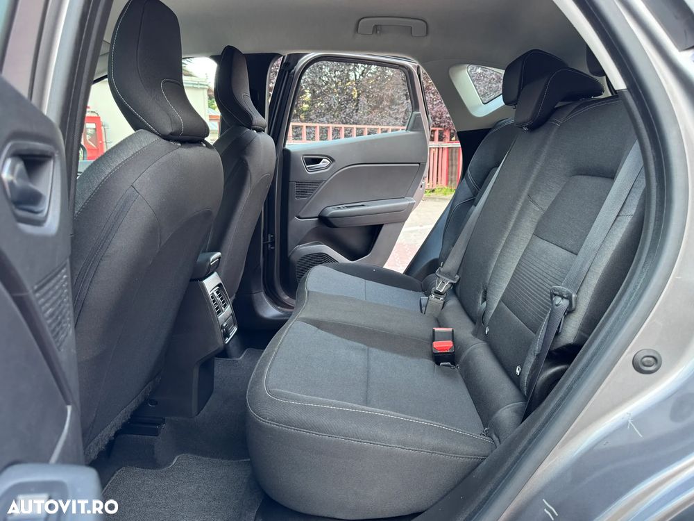 Renault Captur BLUE dCi 115 EDC BUSINESS EDITION - 17