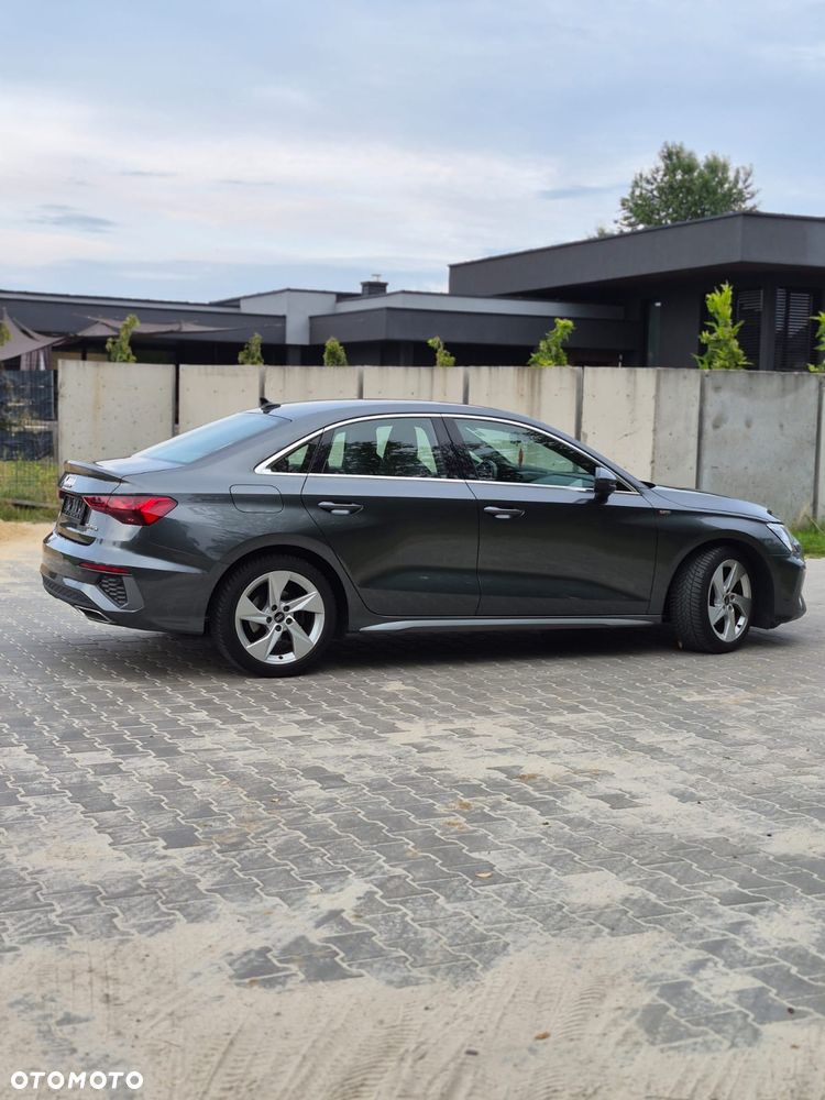 Audi A3 Limousine 35 TFSI S tronic S line - 9