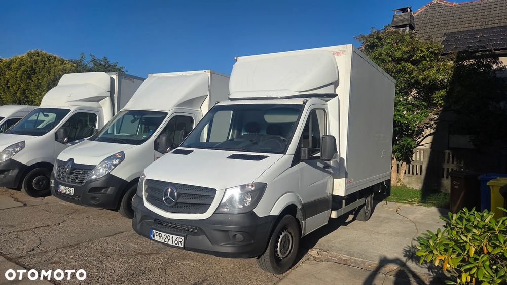 Mercedes-Benz Sprinter - 12