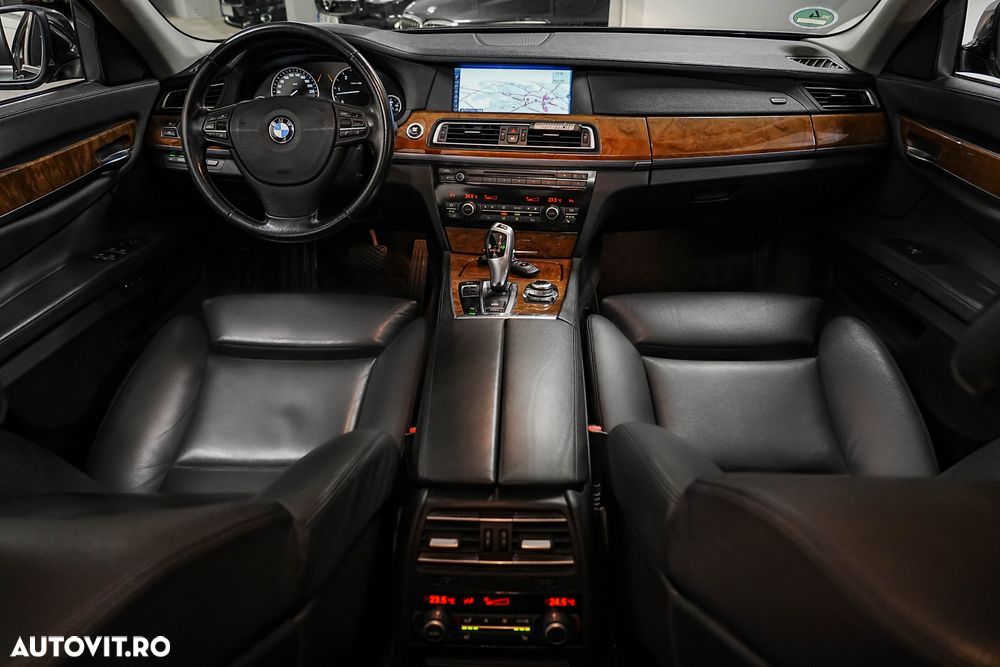 BMW Seria 7 - 5