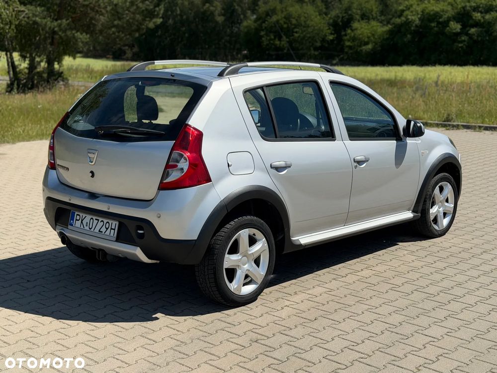 Dacia Sandero 1.6 MPI Stepway - 6