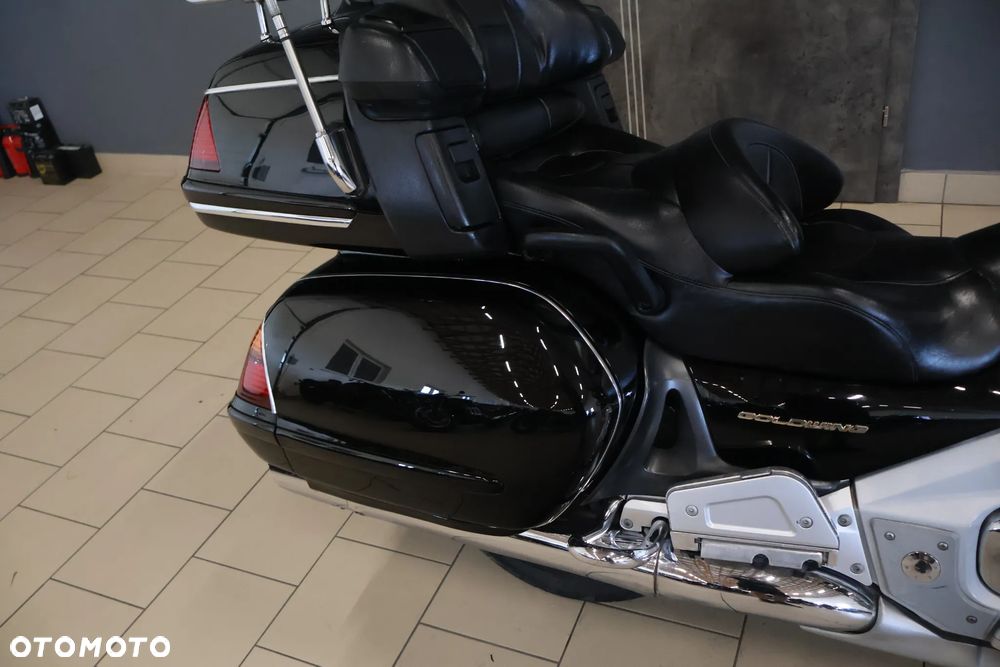 Honda GL - 13