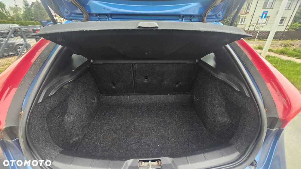Volvo V40 D2 RDesign - 17