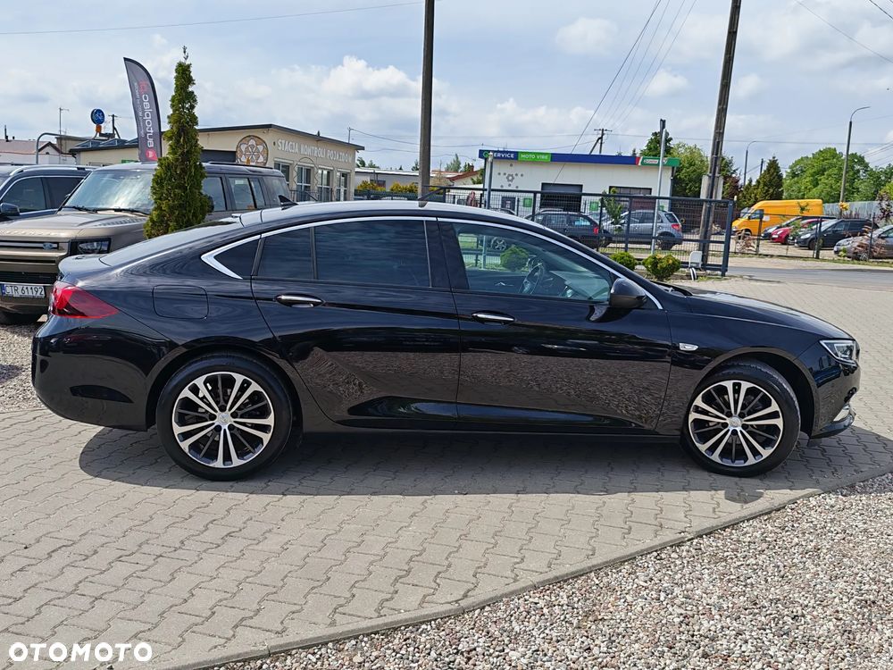 Opel Insignia 1.5 T Elite S&S - 10
