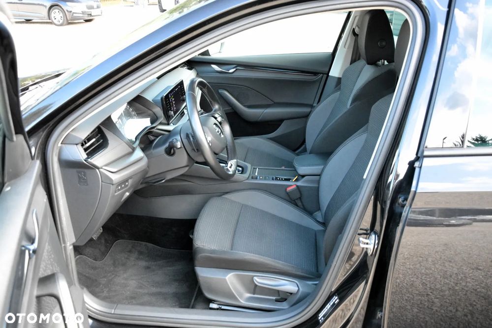 Skoda Octavia 2.0 TDI Ambition DSG - 9