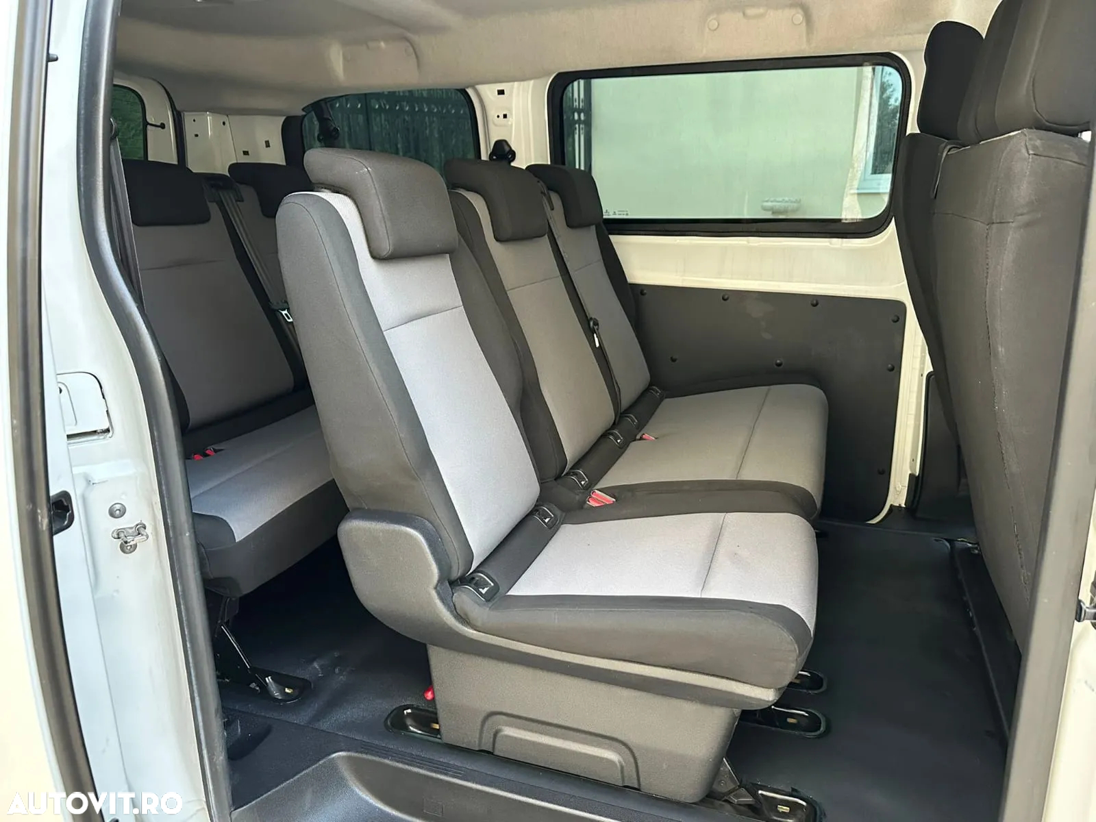 Peugeot Expert - 8