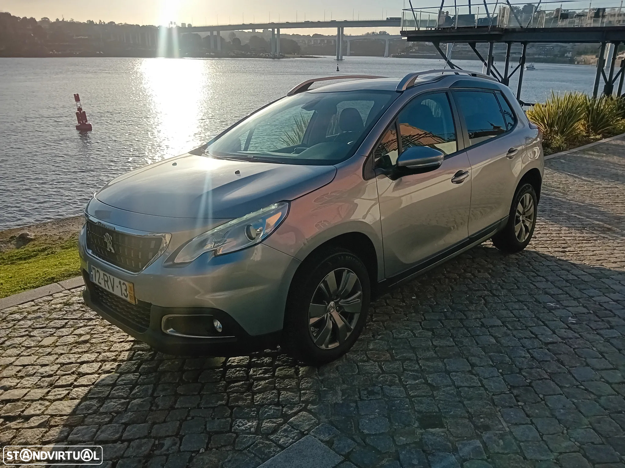 Peugeot 2008 1.6 BlueHDi Style - 22