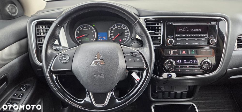 Mitsubishi Outlander 2.0 City Style 2WD - 26