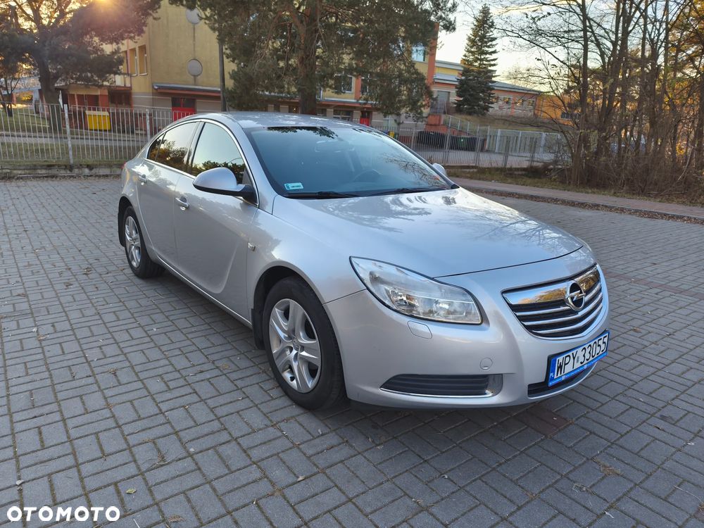 Opel Insignia 2.0 CDTI - 9