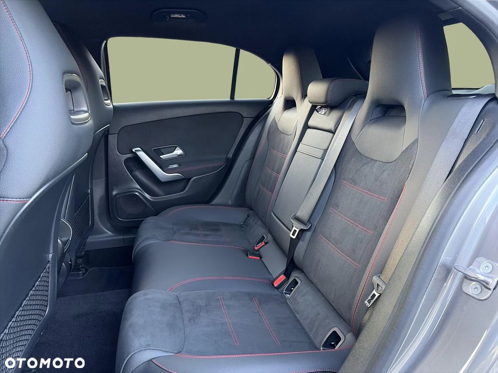 Mercedes-Benz Klasa A 200 AMG Line 7G-DCT - 16