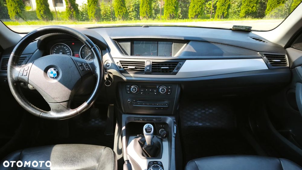BMW X1 sDrive18d - 8