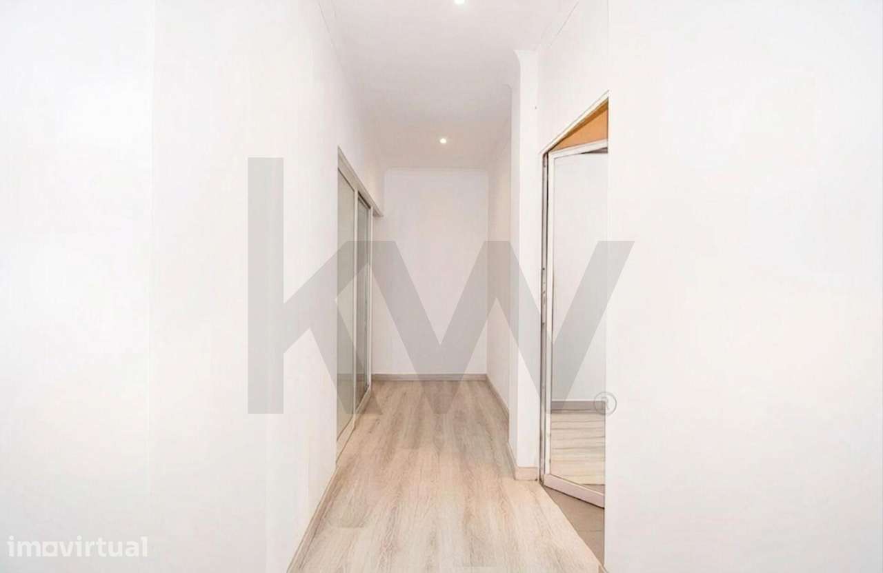 Loja nos Olivais com 135 m2, montra e WC | Ideal para clínica, fisiote - Grande imagem: 2/15
