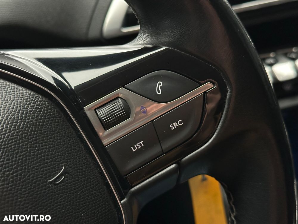 Peugeot 3008 1.6 BlueHDI S&S Active - 34