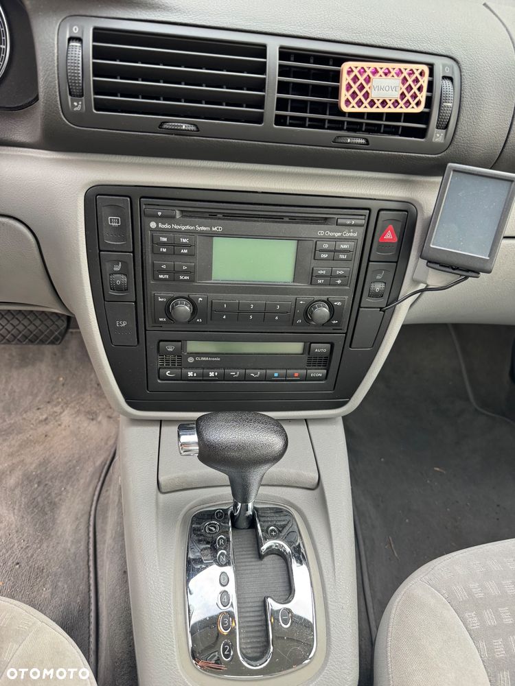 Volkswagen Passat 1.8T Highline Tiptr - 13