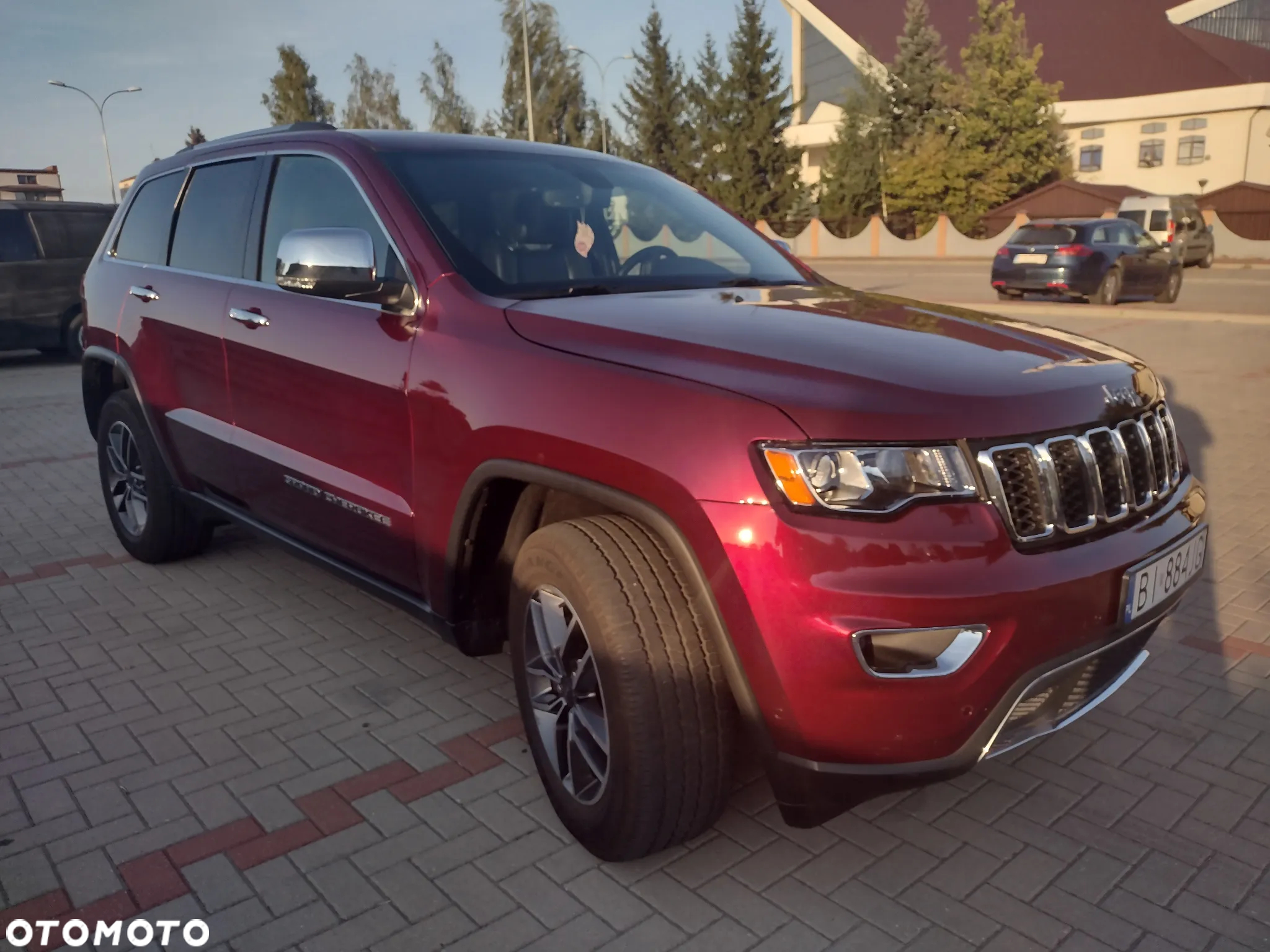 Jeep Grand Cherokee - 2