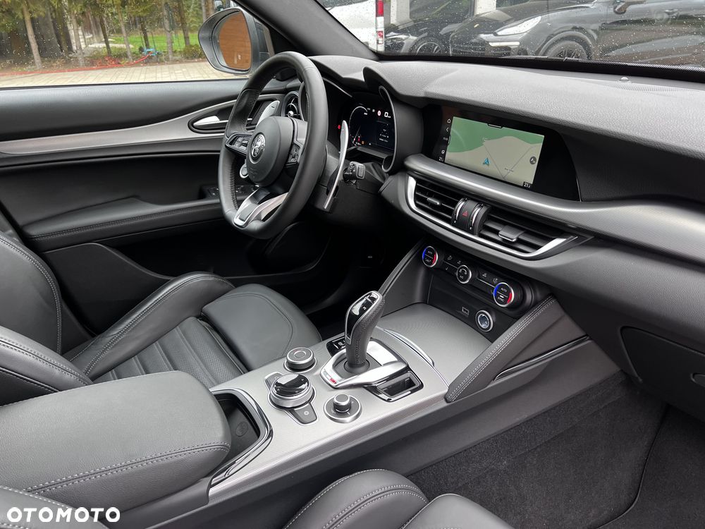 Alfa Romeo Stelvio 2.2 JTDM Veloce Q4 - 32