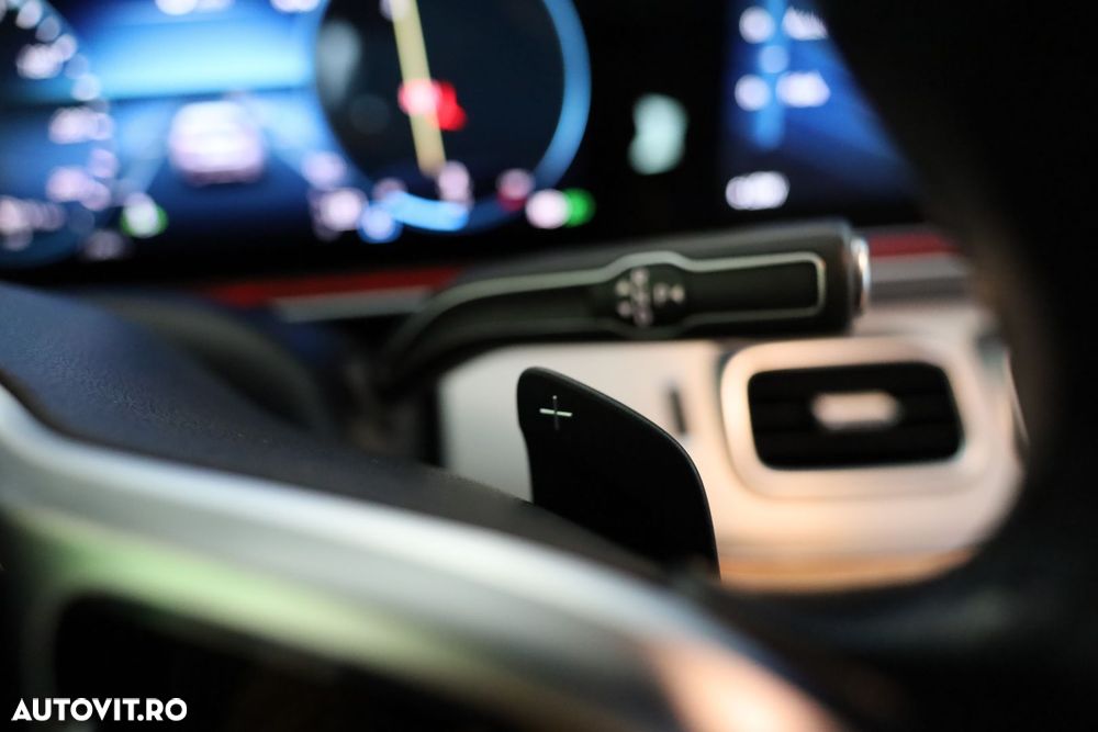 Mercedes-Benz GLE - 32