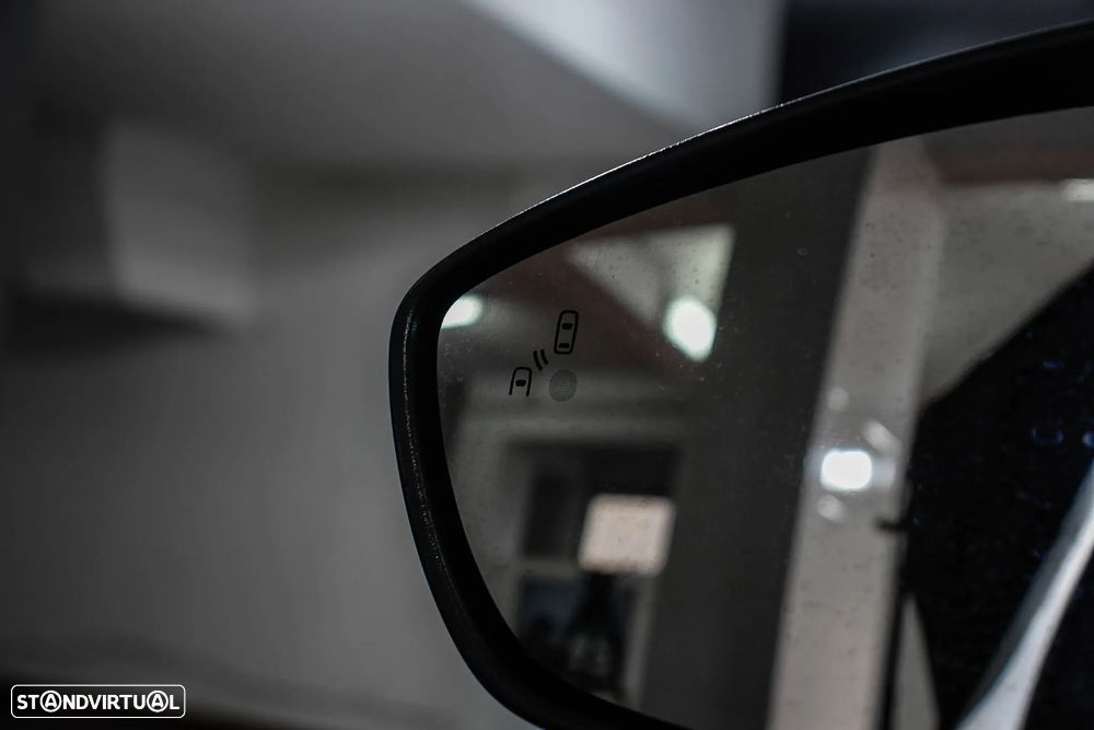 Ford Focus SW 1.5 TDCi EcoBlue ST-Line - 33