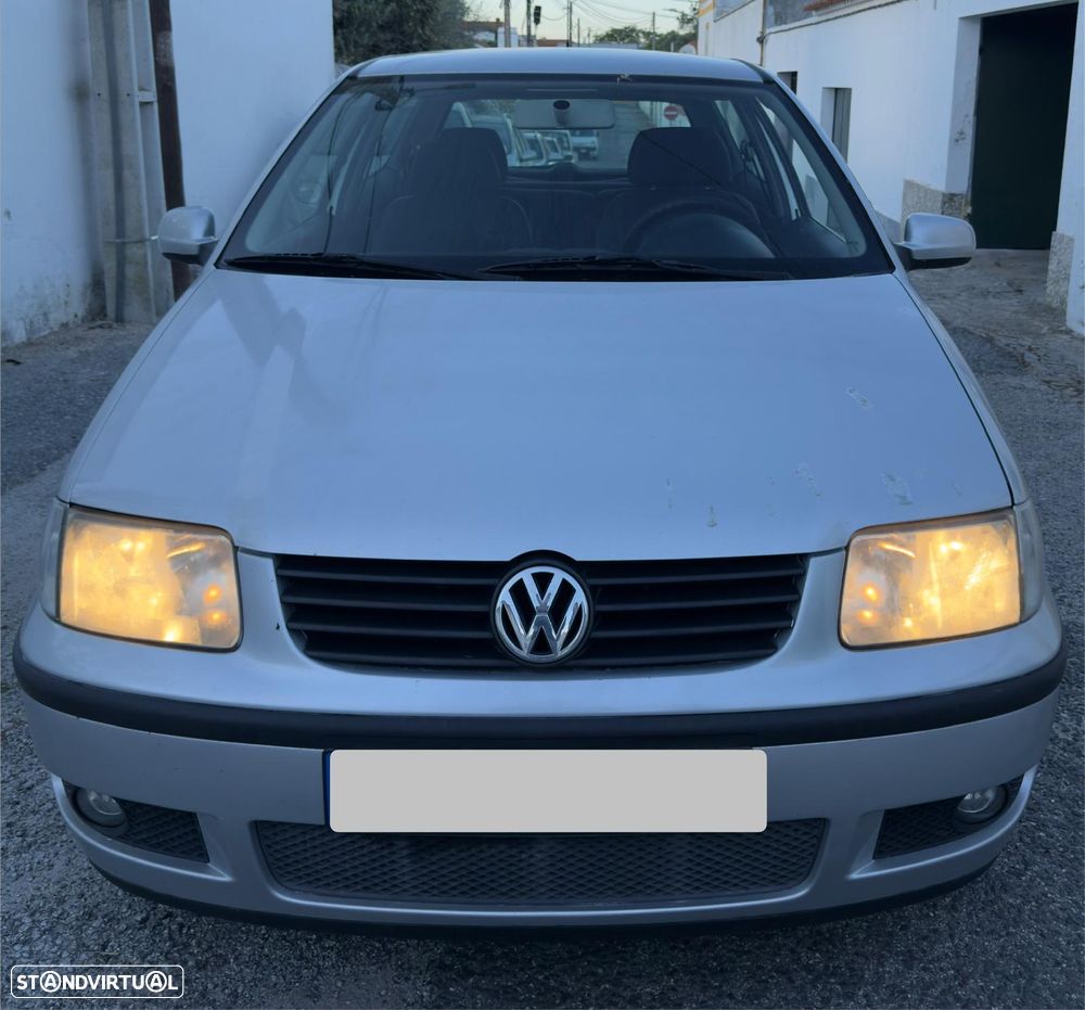 VW Polo 1.0 Confortline - 1