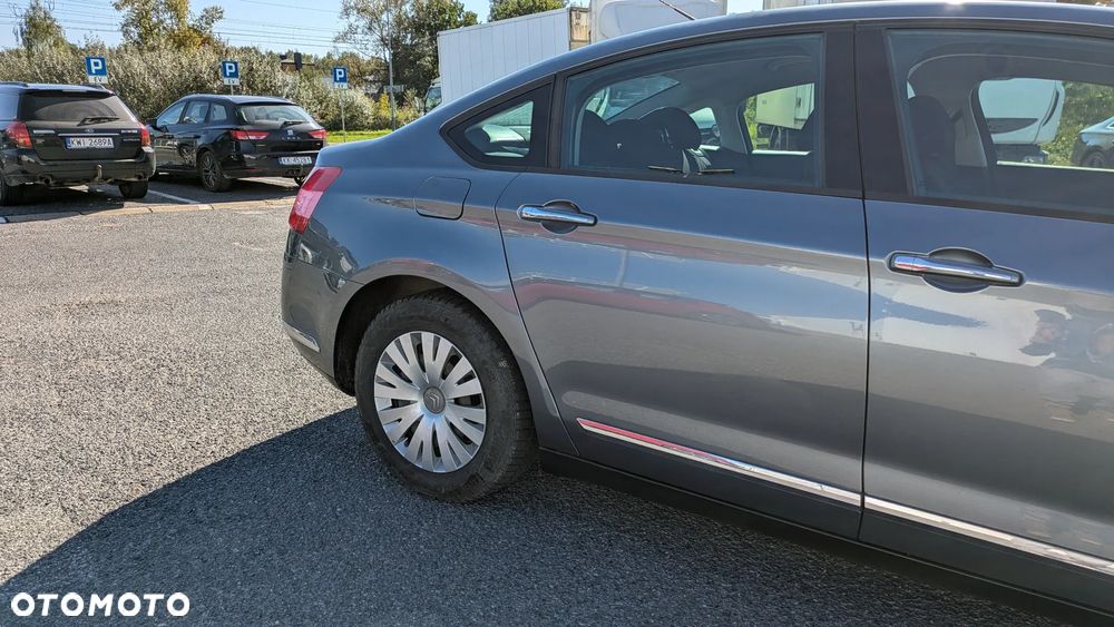 Citroën C5 2.0 HDi Confort - 15
