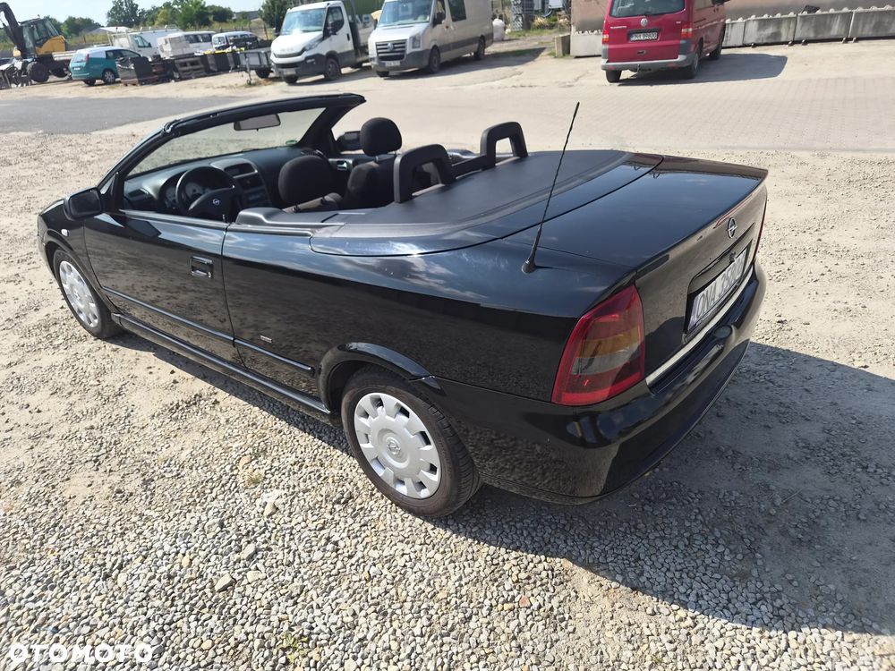 Opel Astra 1.6 - 4
