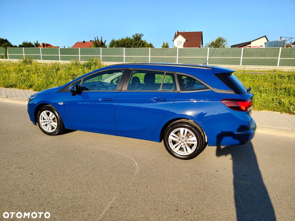 Opel Astra 1.0 T Essentia S&S - 6