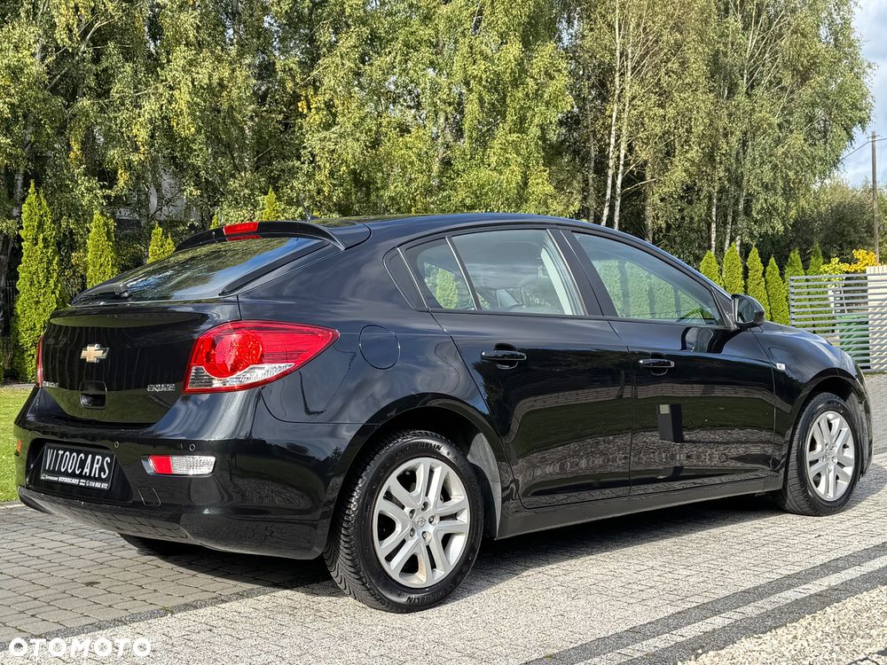 Chevrolet Cruze 1.8 LT - 21