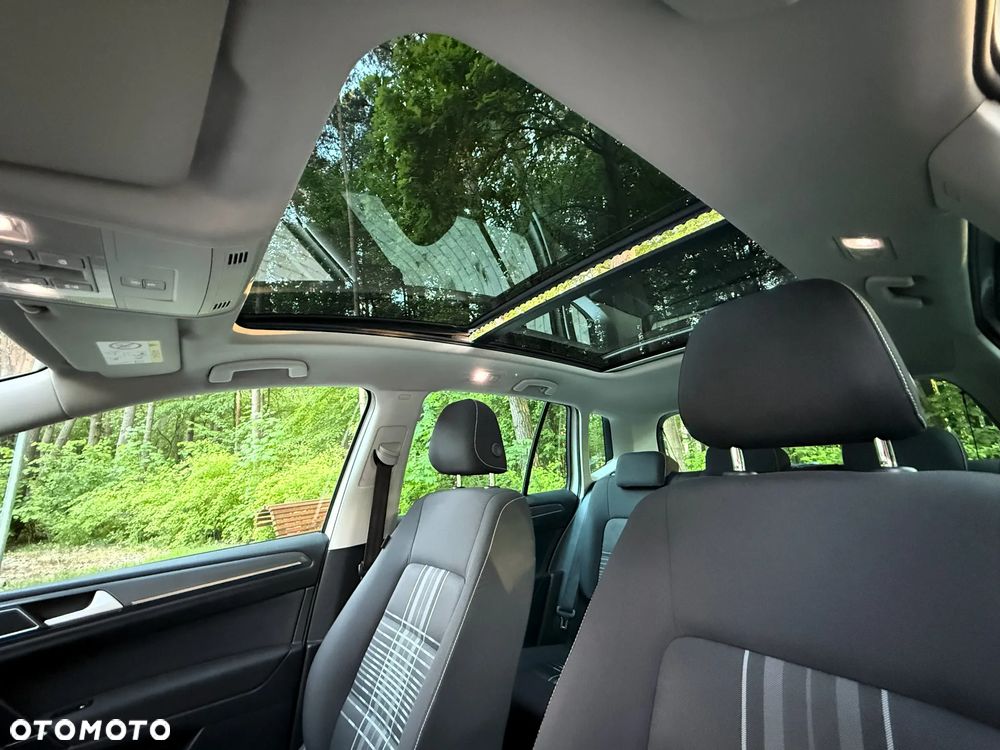 Volkswagen Golf Sportsvan - 12