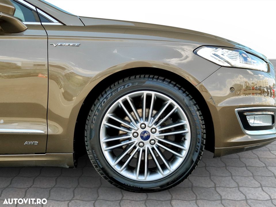 Ford Mondeo - 12