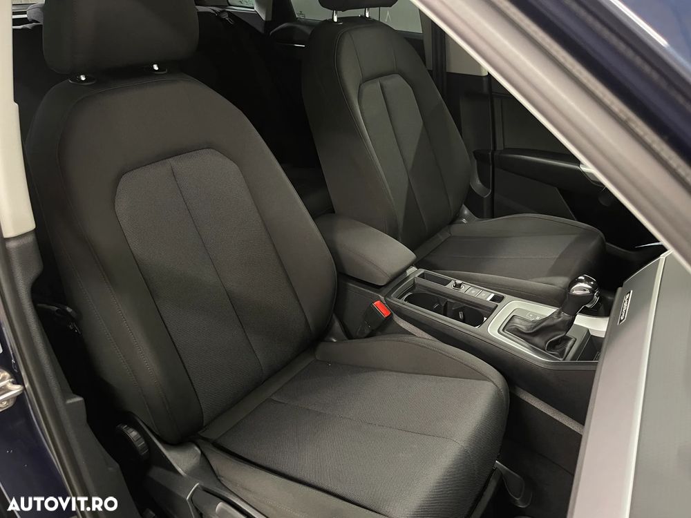 Audi Q3 2.0 35 TDI S tronic quattro Advanced - 10