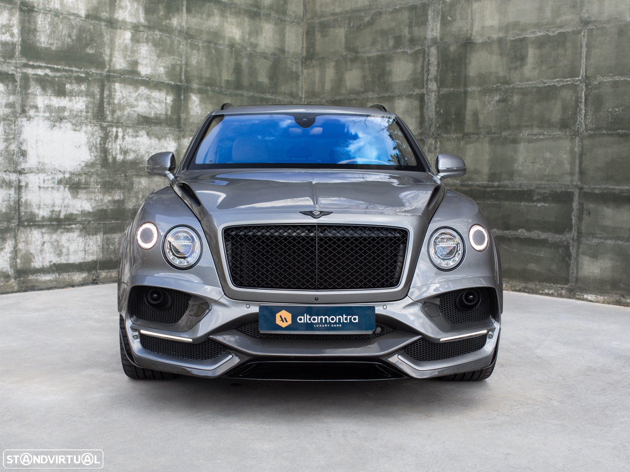 Bentley Bentayga V8 - 3