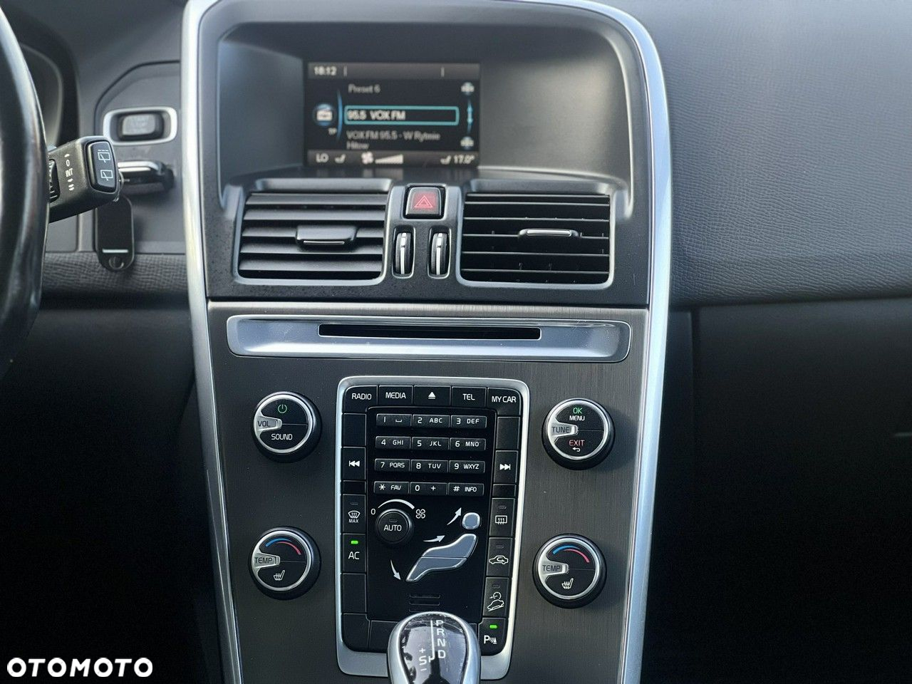 Volvo XC 60 D4 AWD Summum - 17