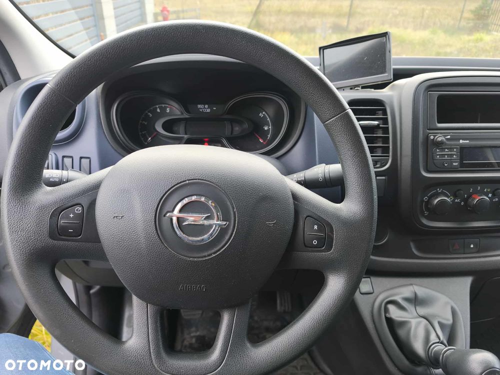 Opel VIVARO - 19