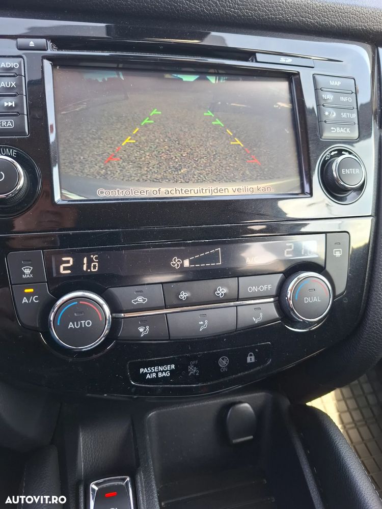 Nissan Qashqai 1.5 DCI N-Connecta - 21