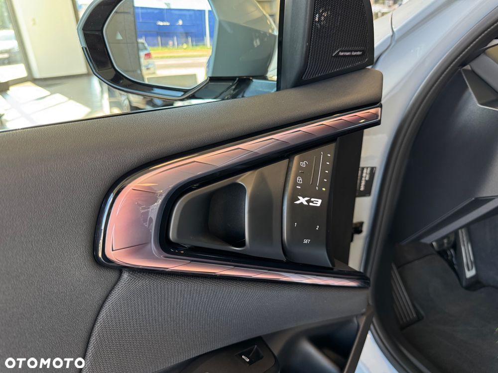 BMW X3 - 25