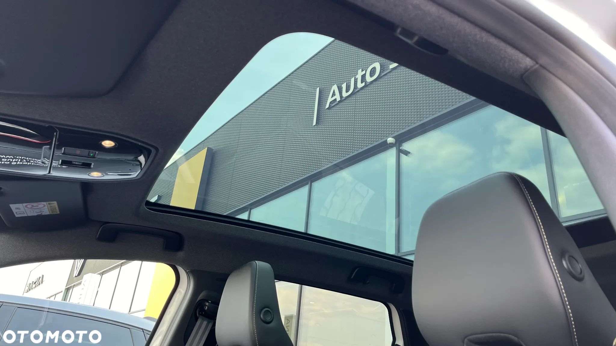 Renault Austral 1.2 E-Tech Full Hybrid 200 Iconic MMT - 15