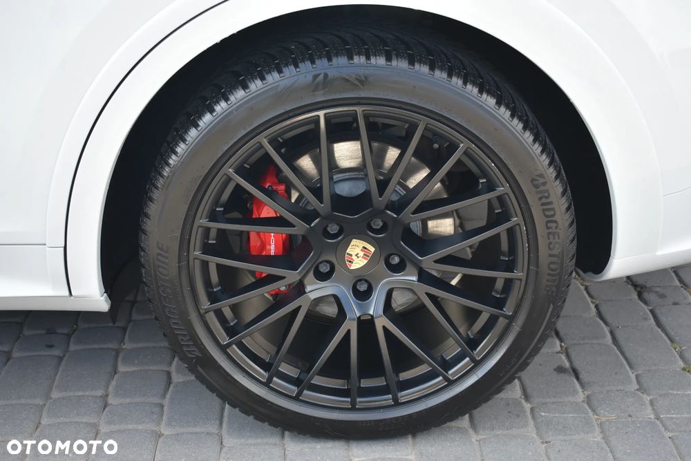 Porsche Cayenne - 13