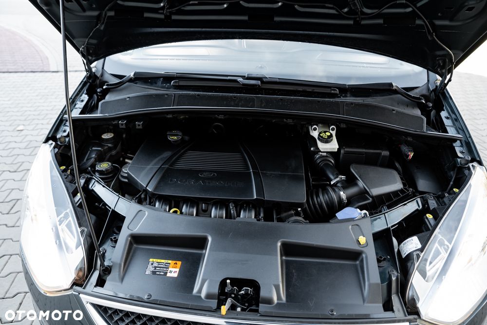 Ford Galaxy 2.0 Ambiente - 32