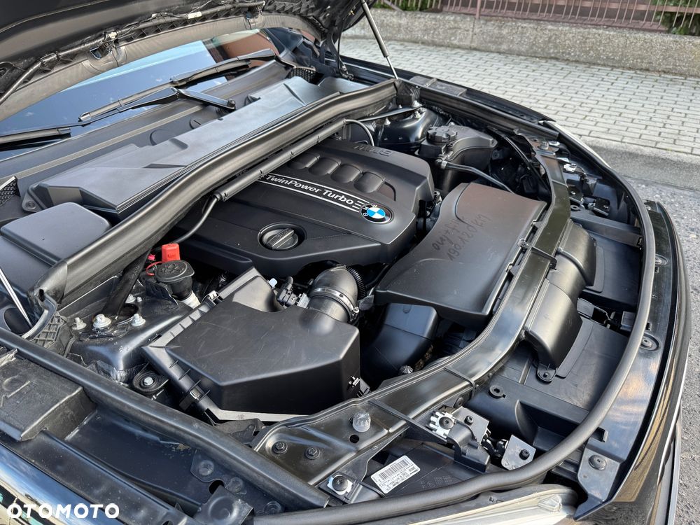 BMW X1 sDrive18d xLine - 36
