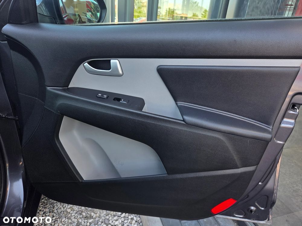 Kia Sportage 1.7 CRDI 2WD Attract - 18