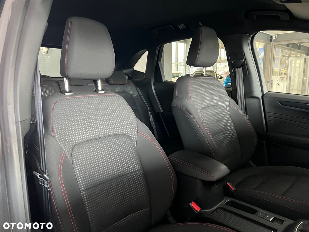 Ford Kuga 1.5 EcoBoost FWD ST-Line - 39