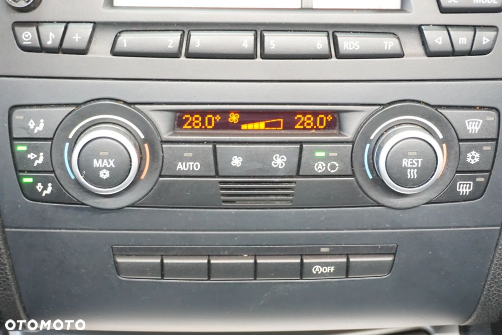 BMW Seria 1 120d DPF - 28